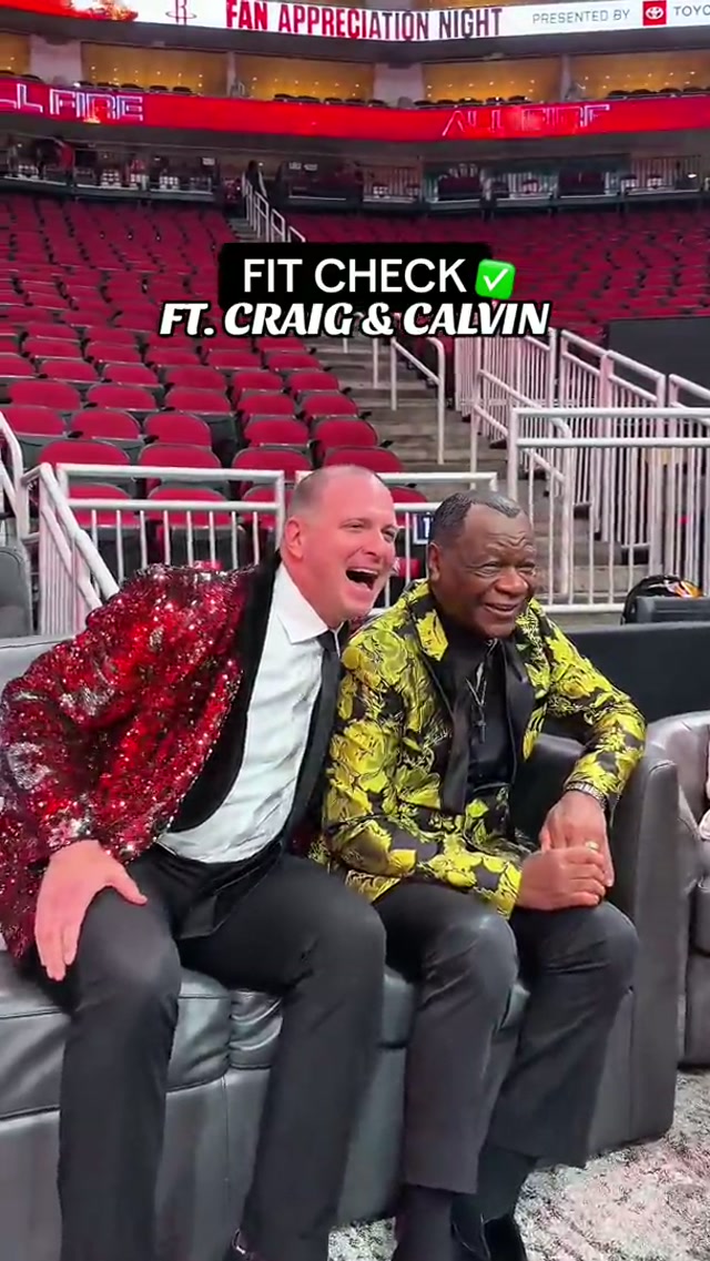 Craig copying Calvin’s iconic style 💀 #CalvinMurphy #CraigAckerman #SpaceCityHomeNetwork #Rockets #NBA 