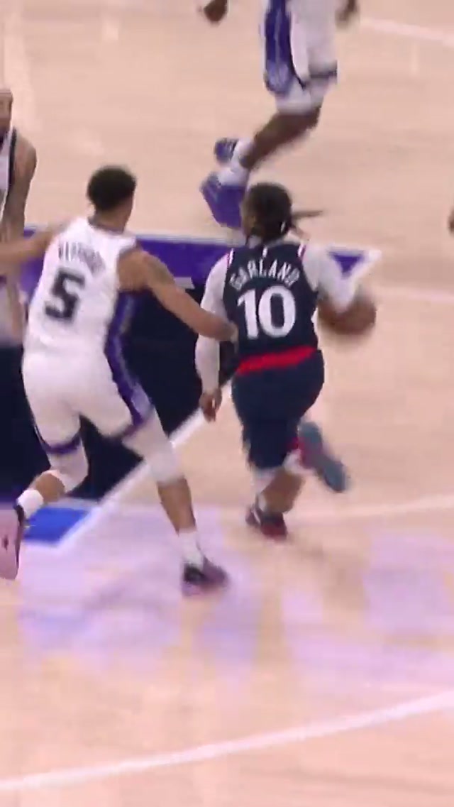 That spin move by DG! 🌪️ #nba #dariusgarland #basketball #clippers #basketballtiktok 