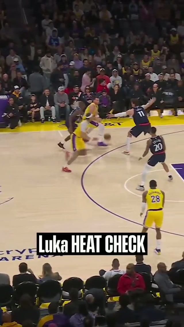 Luka makin’ it RAIN in the first quarter 😤 #Lakers 