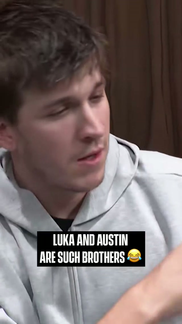 Luka was YEETING towels at AR's head mid-interview 😭 #Lakers #lukadoncic #austinreaves