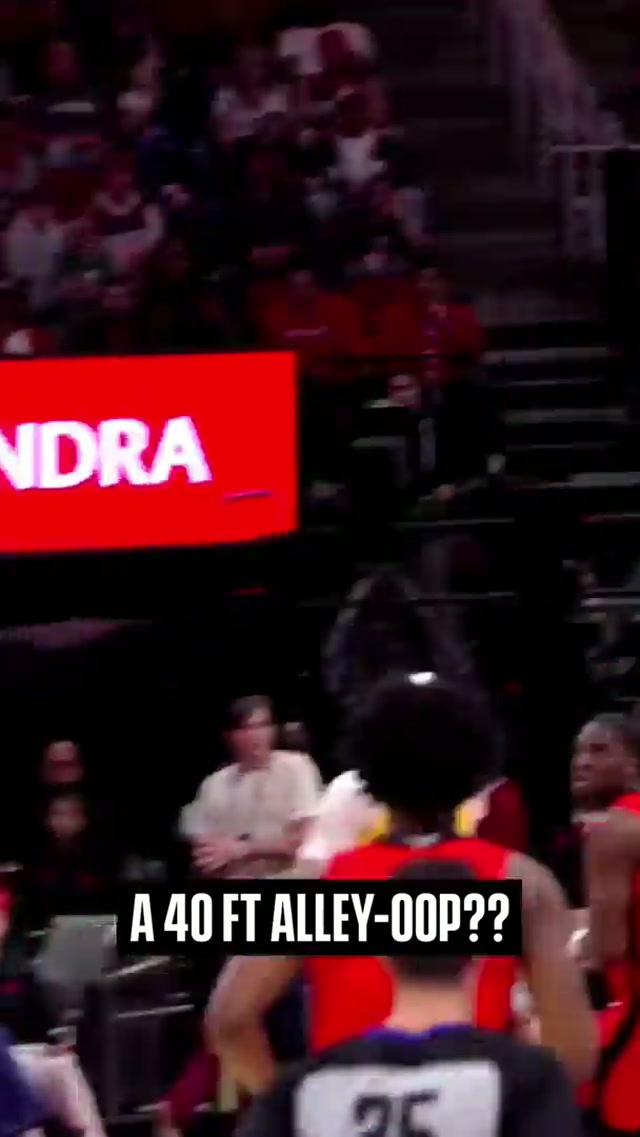 AR threw it up… Bron slammed it DOWN 😮‍💨 #lakers