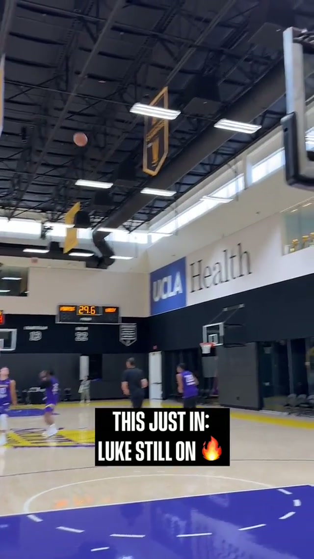 LeBron knew Luke won the shooting competition 😎 #lakers