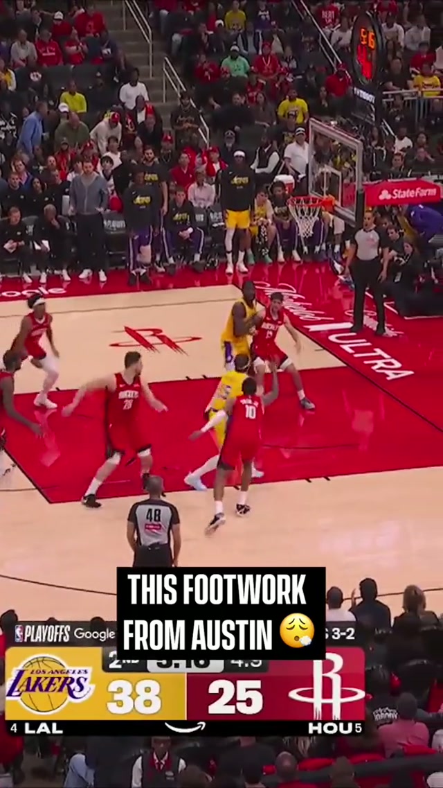That was smoooooth, Austin #lakers #NBAPlayoffs