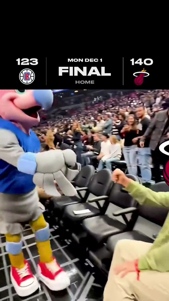 …and that pretty much describes the season series 🧹#WINNING #nba #bball #basketball 