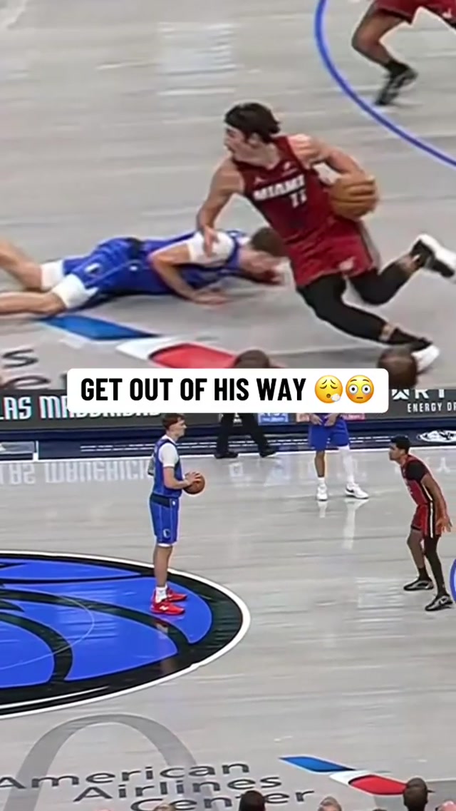 That was tuff 🔥😱#nba #bball #basketball #HEAT 