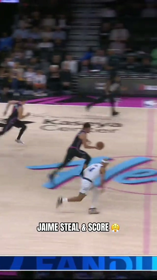 Headed down the highway 💪 #nba #miami #steal #score 