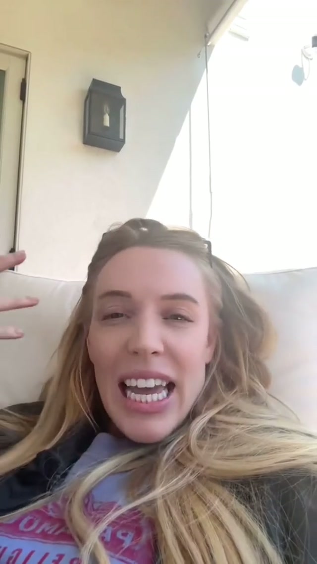 #stitch with @Alexandra Cooper WHAT IS THE TEA 👀 @Alix Earle #drama #viral #alixearle #callherdaddy 