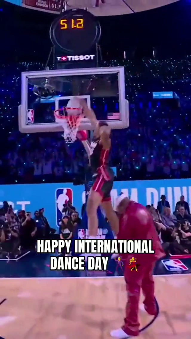 The best dance moves out there 🕺✨ #dance #international #305 #slam #dunk