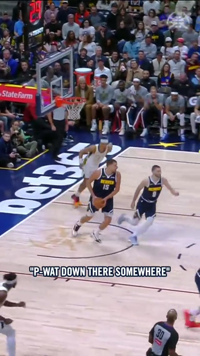 Nikola felt like throwing a quick TD pass #nba #basketball #denvernuggets #jokic 