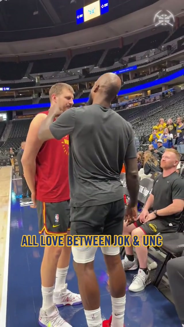 Two best friends 😊 #denvernuggets #nba 