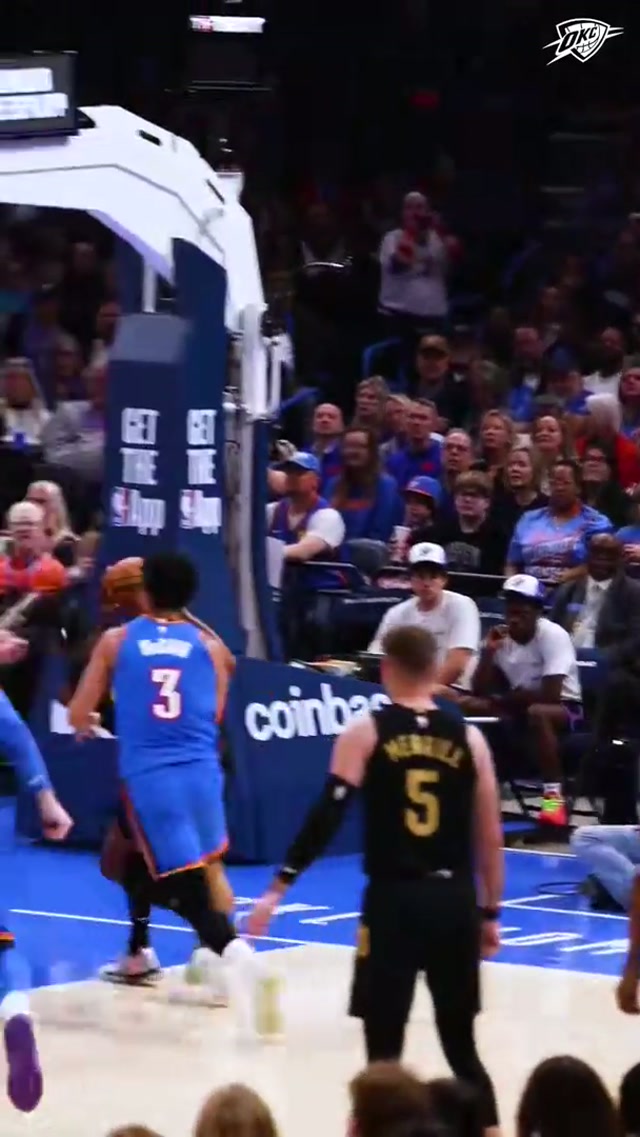 It’s a block party 🥳 #okcthunder 