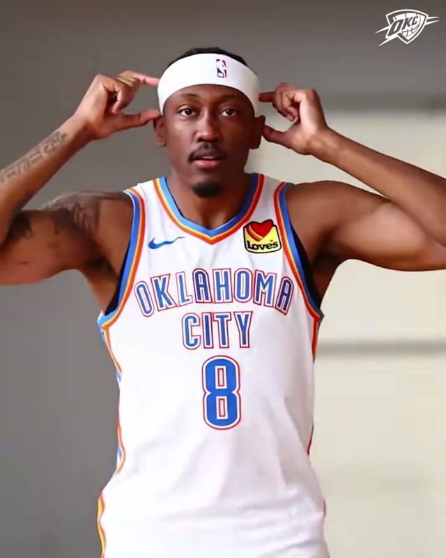 Smile, it's team picture day 😁 📸 #okcthunder
