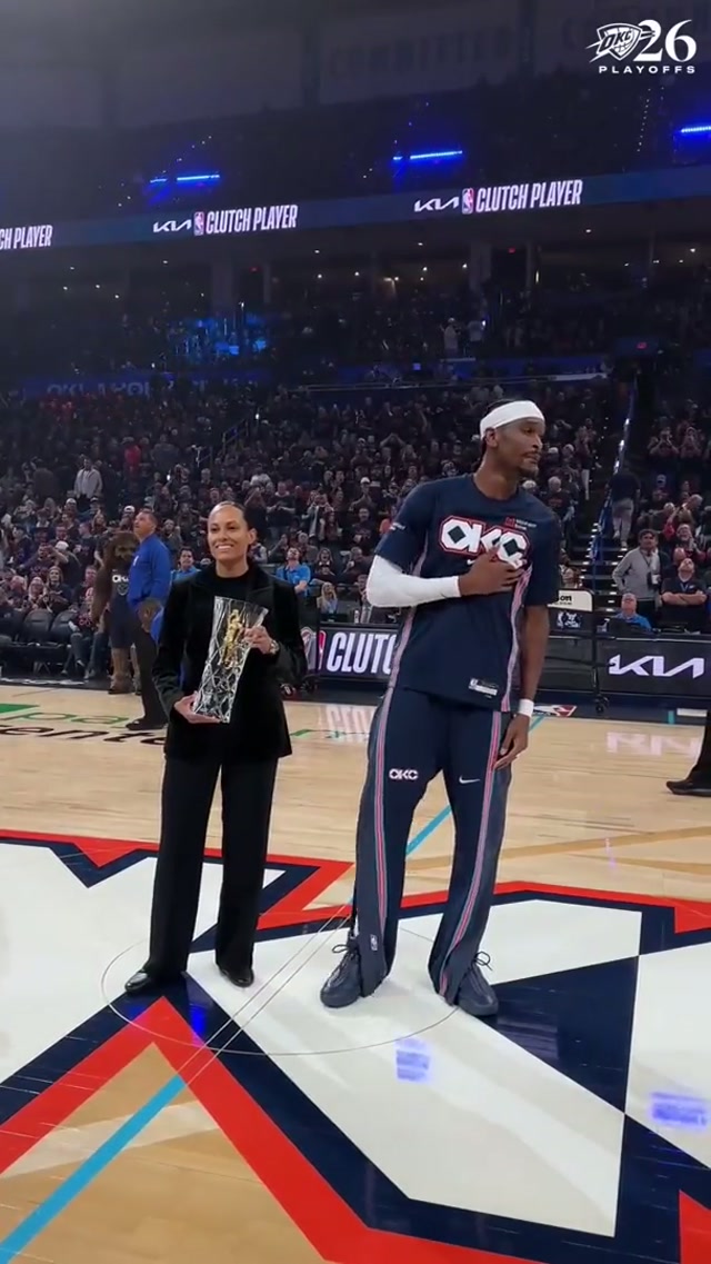 Pregame honors for the @NBA KIA Clutch Player of the Year before Game 2 🏆