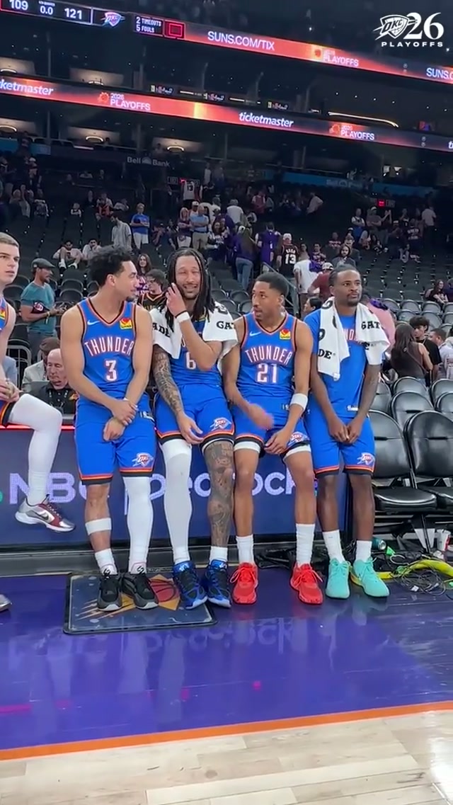 With the squad after the road win 🤳