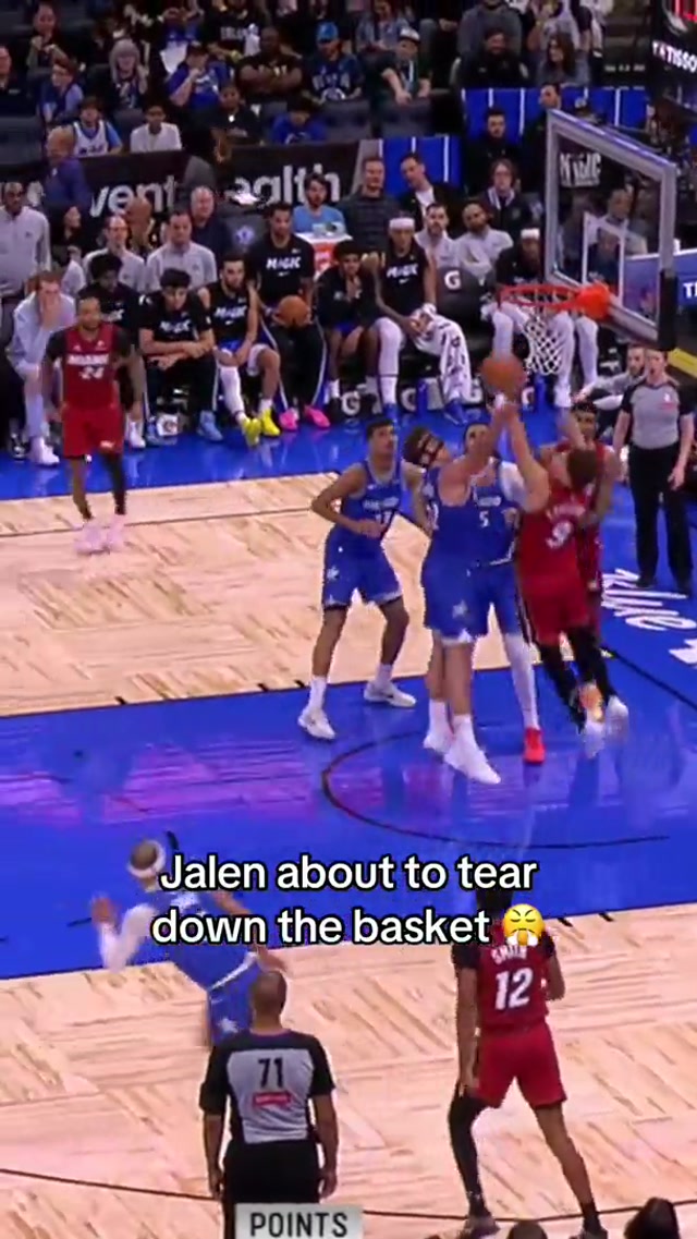 THROW IT DOWN JALEN. 😤 #NBA #OrlandoMagic 