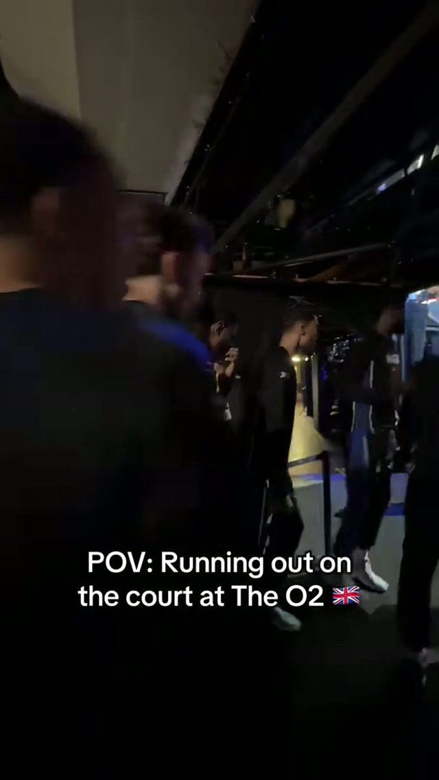 WE IN LONDON BABY. 😤🇬🇧 #NBA #OrlandoMagic 