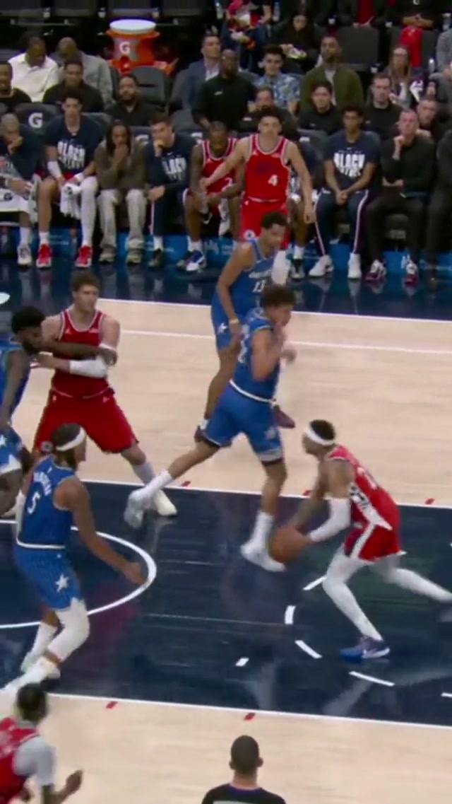 THE MINISTER OF DEFENSE. 😤 #NBA #OrlandoMagic 