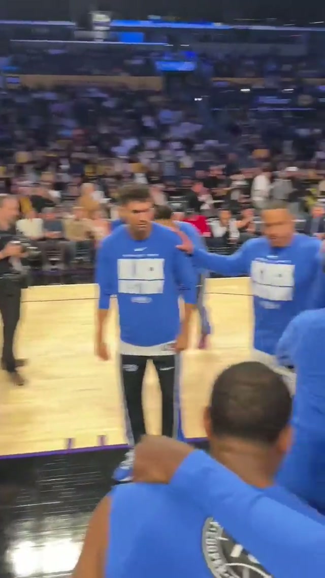 live from Los Angeles 🕺🏽 #NBA #OrlandoMagic 