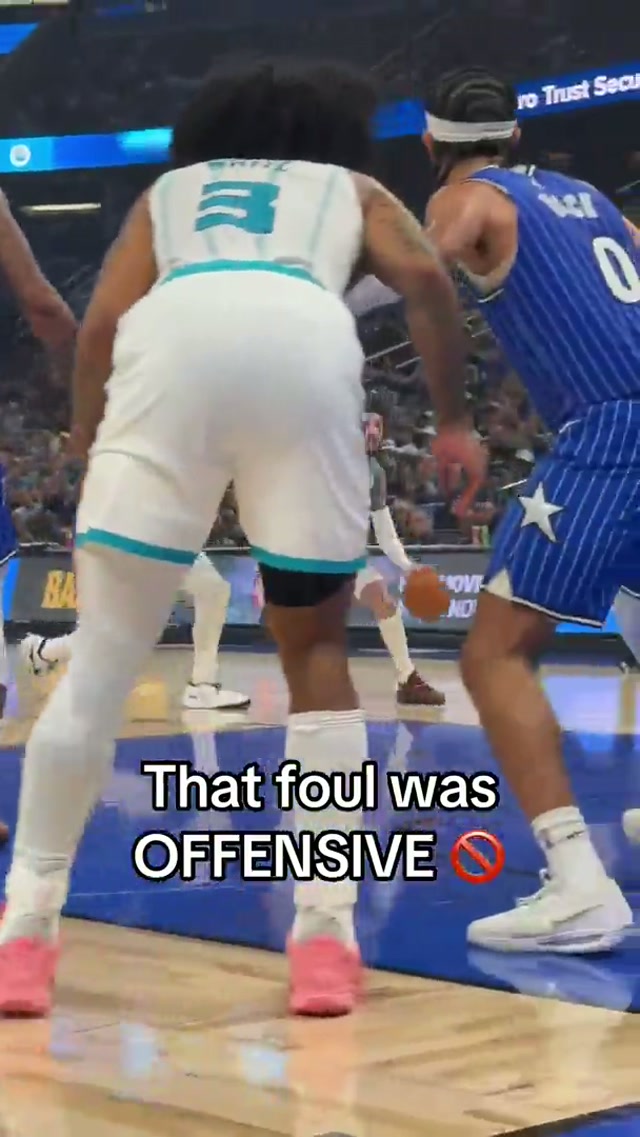 Jalen with the CHARGE. 😤 #NBA #OrlandoMagic 
