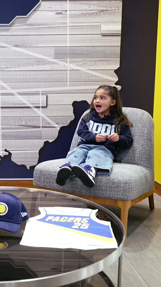 Remi the Reporter Episode 2 💙

Pt. 1 #NBA #Pacers #ObiToppin #girldad #tyresehaliburton 