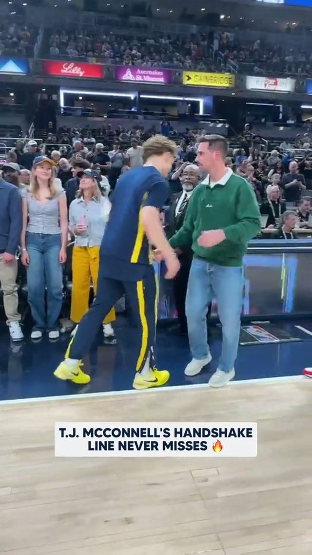 One last time for T.J. McConnell’s handshake line this season 🫶 #nba #pacers #basketball #handshake #tradition 