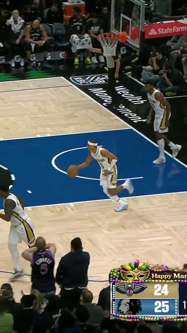 FEARS ASSIST TREY FINISH 😤 #jeremiahfears #rookie #slam #dunk #nba 