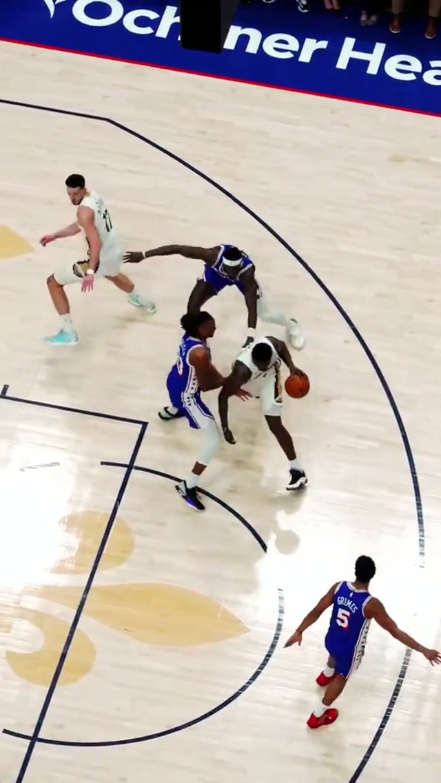 BRYCE BIG SLAM 💥 #slamdunk #dunk #omg #nba #woah 