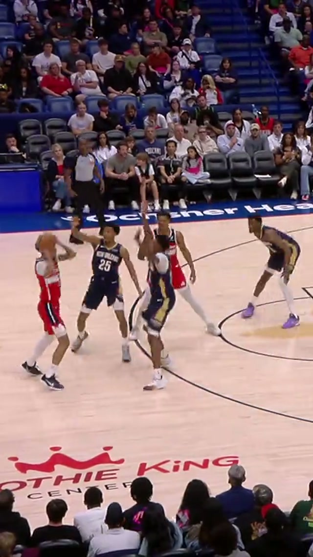 a Trey Murphy touchdown ?! #neworleanspelicans #treymurphy #dunk #nbahighlights