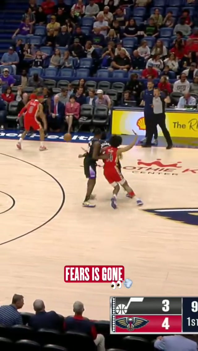 swoooosh 👋 #jeremiahfears #rookie #nbahighlights #dunk #dunks 