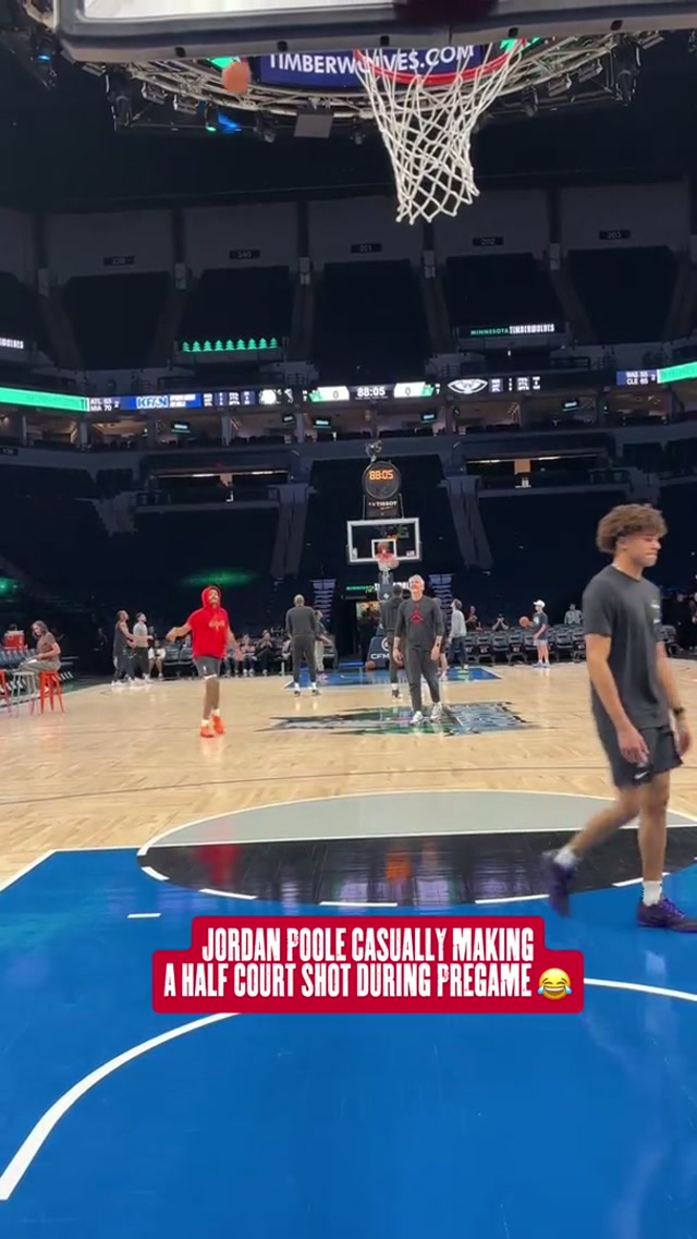 nonchalant 😅 #jordanpoole #halfcourt #nonchalant #noway #casually