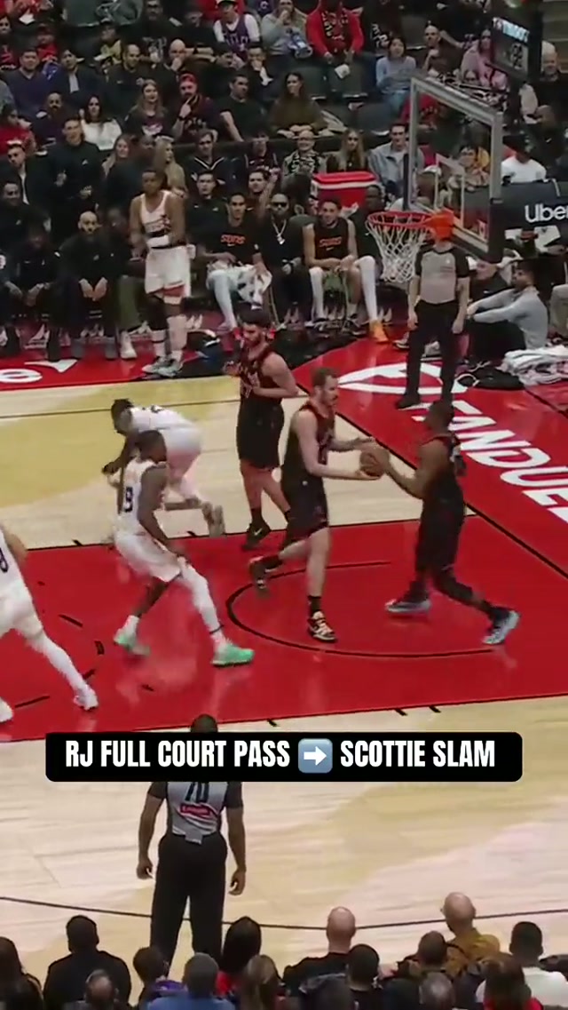WHAT A PASS BY RJ 👀 #raptors #nba