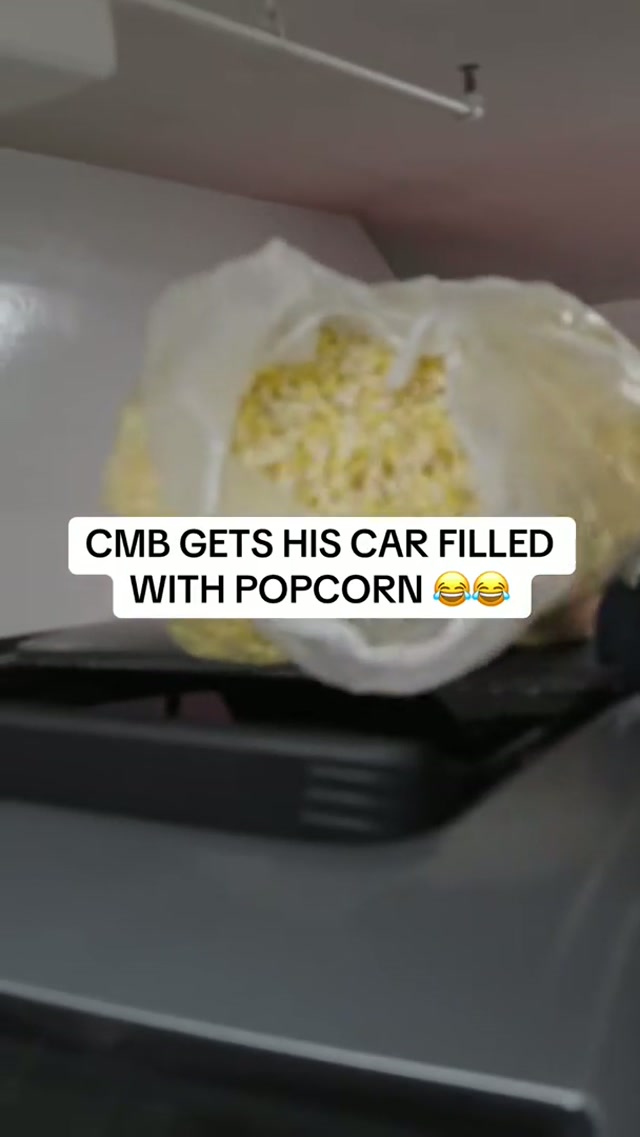 GOT’EM 😂 #CMB #popcorn #raptors 