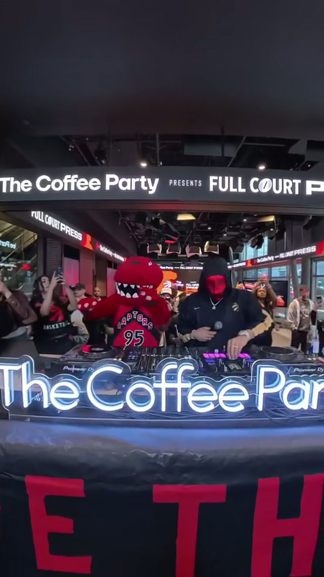 full-time mascot, part-time DJ 🎧🎶 @The Coffee Party @Sickickmusic #raptors 
