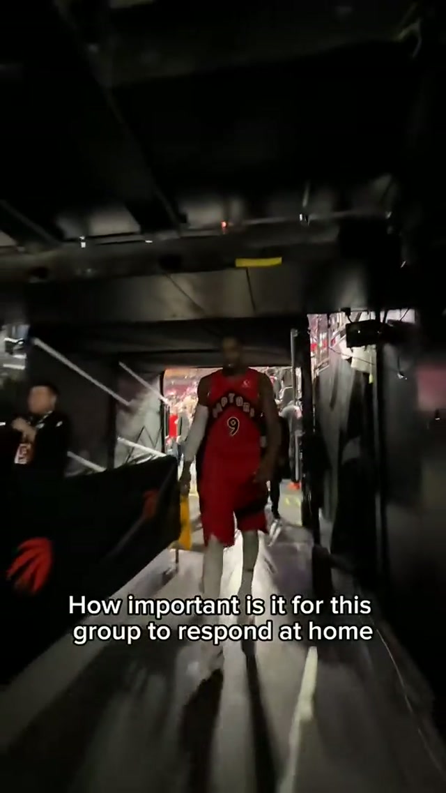RJ SHOWIN’ LOVE TO THE FANS ❤️
#raptors #playoffs #nba 