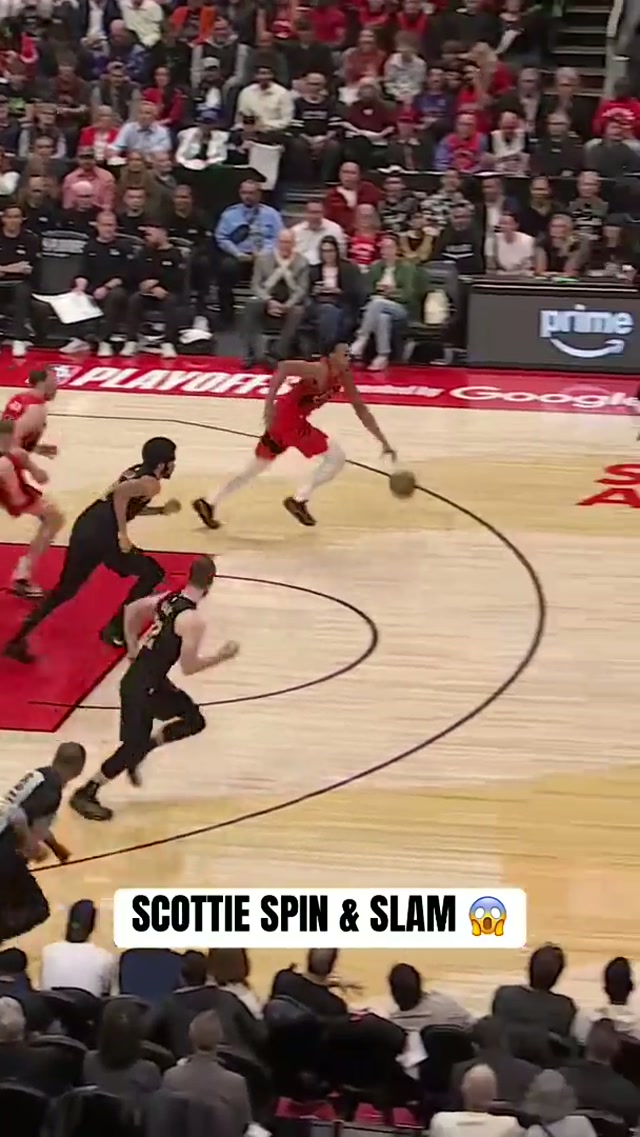OH. MY. SCOTTIE. 😱 #raptors #nba #nbaplayoffs 