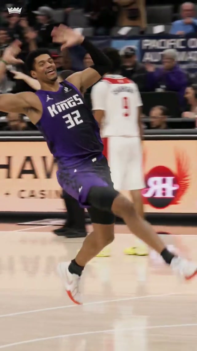 𝐛𝐞𝐚𝐦𝐢𝐧𝐠 👑