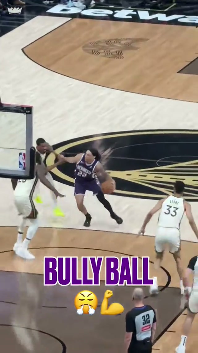 tuff bucket😤