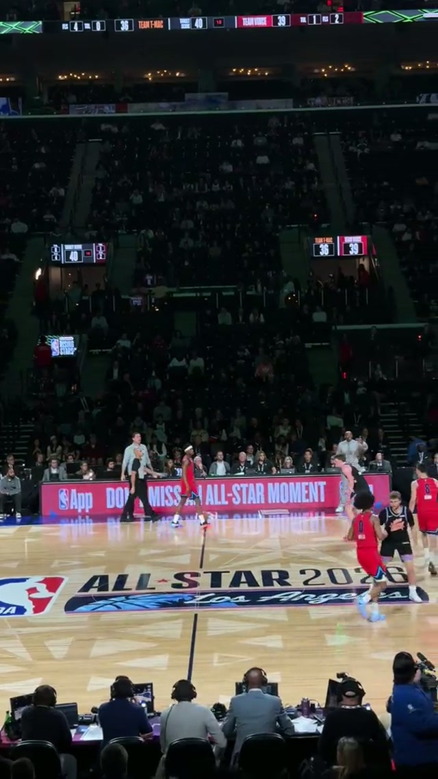 VJ WINS IT FOR TEAM VINCE! advancing to the Rising Stars Championship #vjedgecombe #nbaallstar #sixers #philly 