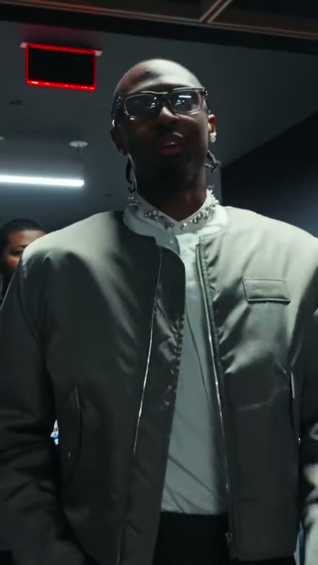 “i am still young and turnt” 😭 #tyresemaxey #sixers #nba #philly 