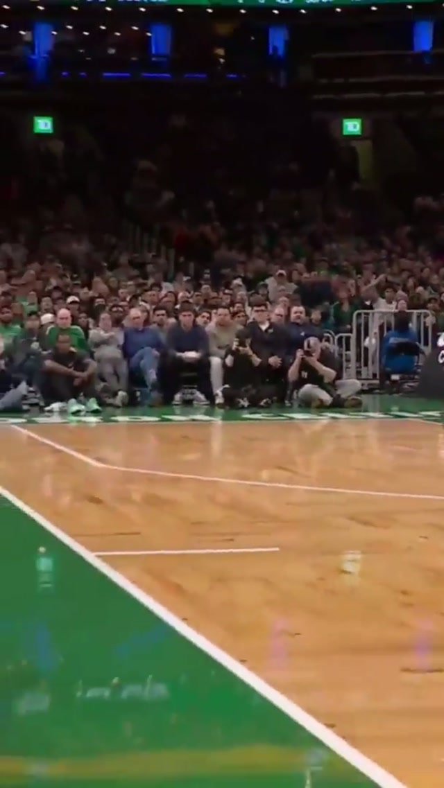 it’s all love 😅 #philadelphia76ers #sixers #nba 