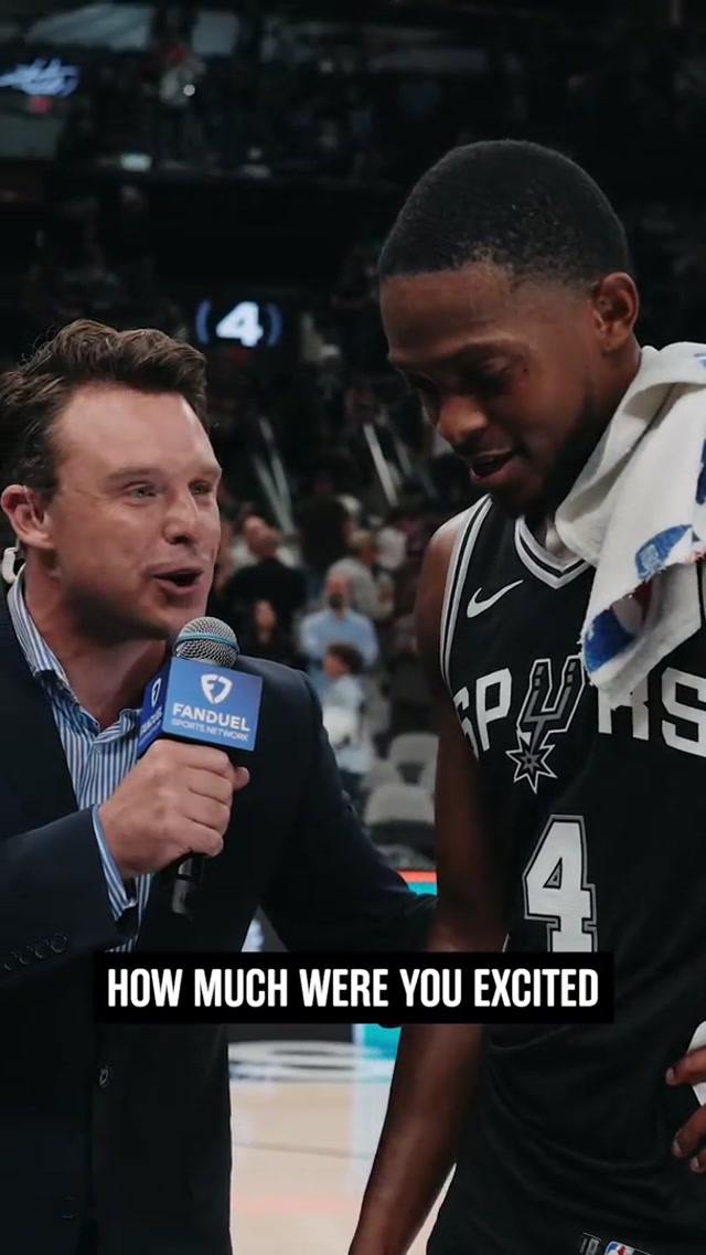 Good to have you back Swipa 🤝 #spurs #deaaronfox #nba #basketball 