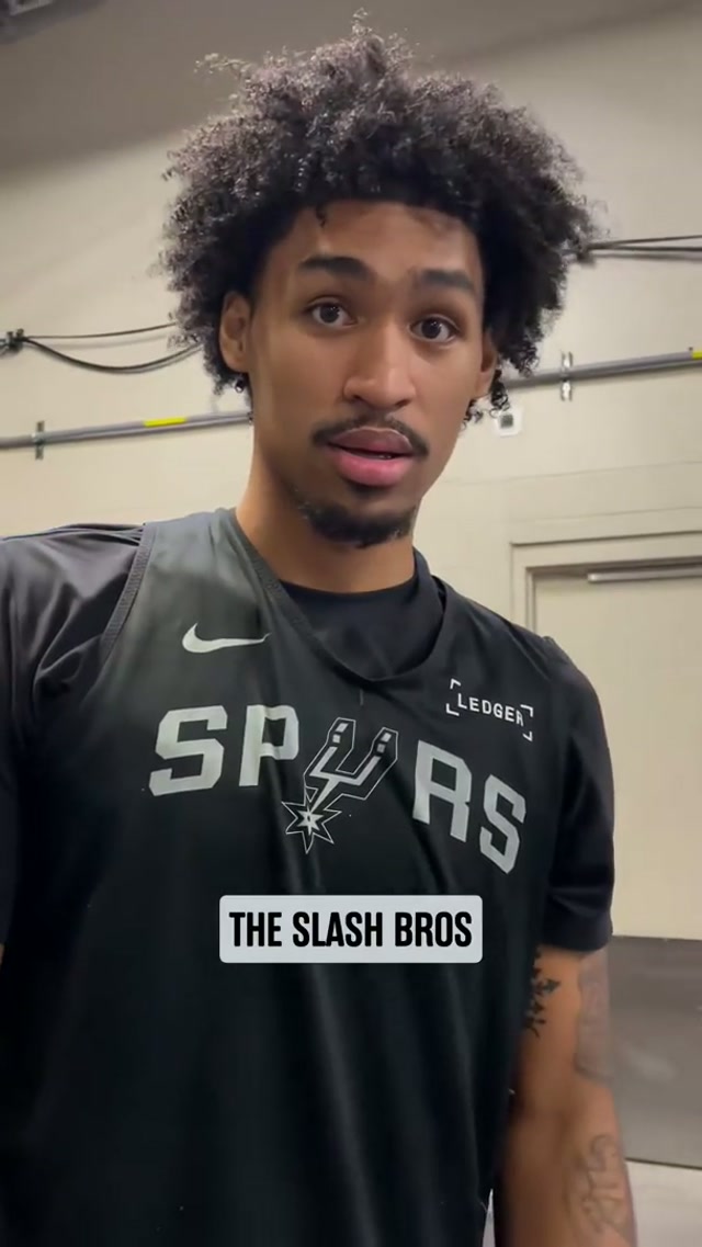 Stamp of approval 🫡 #spurs #nba #dylanharper #stephoncastle #nickname