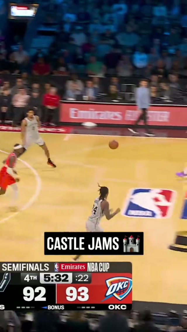 THERE GOES THAT MAN 🔥 #nba #spurs #stephoncastle 📺 NBA on Prime 