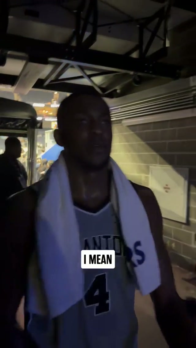 Good vibes heading into All-Star Weekend ✨ #spurs #nba