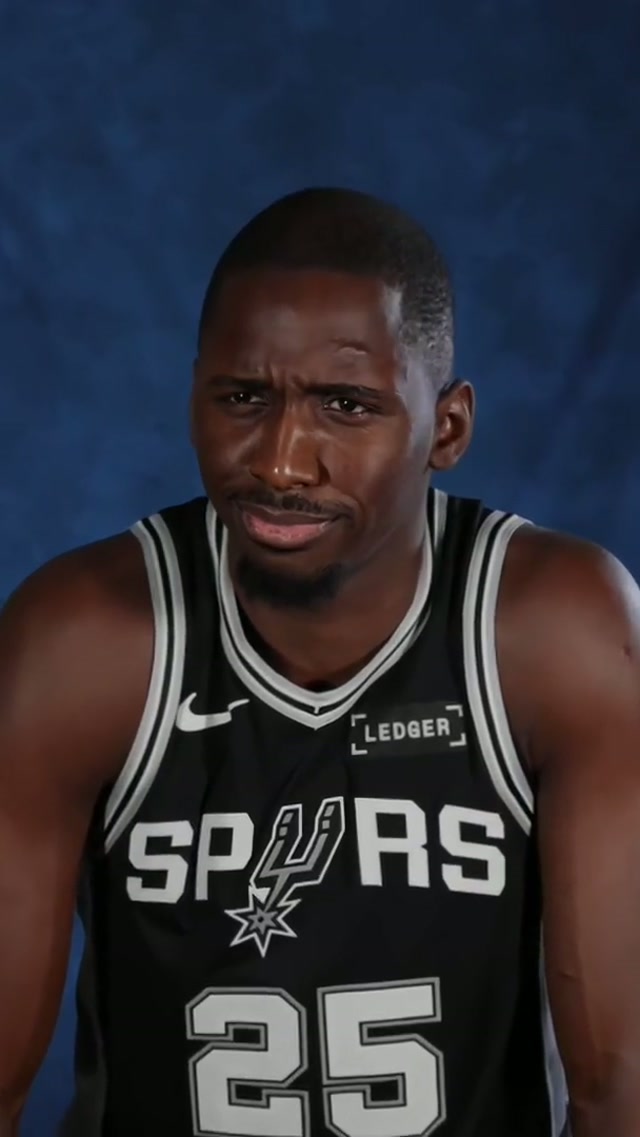 Put those Crocs into sport mode 🤣 #nba #spurs