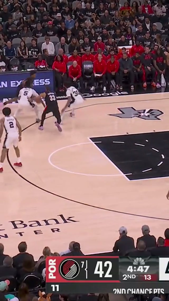 WITH AUTHORITY 😤  #nba #spurs #stephoncastle