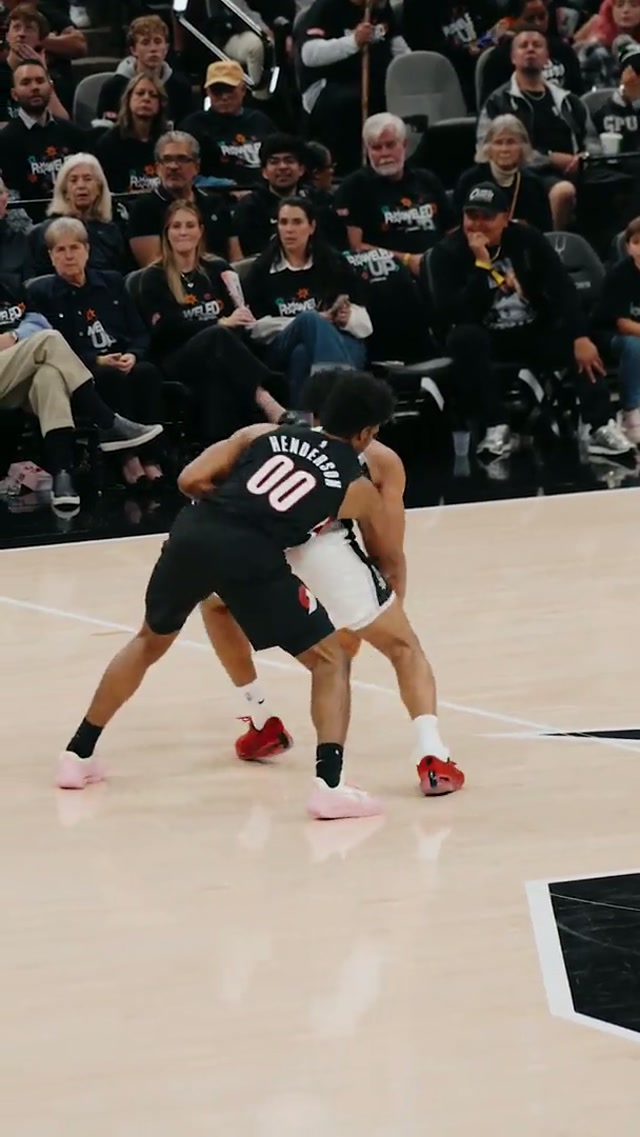 handles 😮‍💨  #spurs #nba #dylanharper