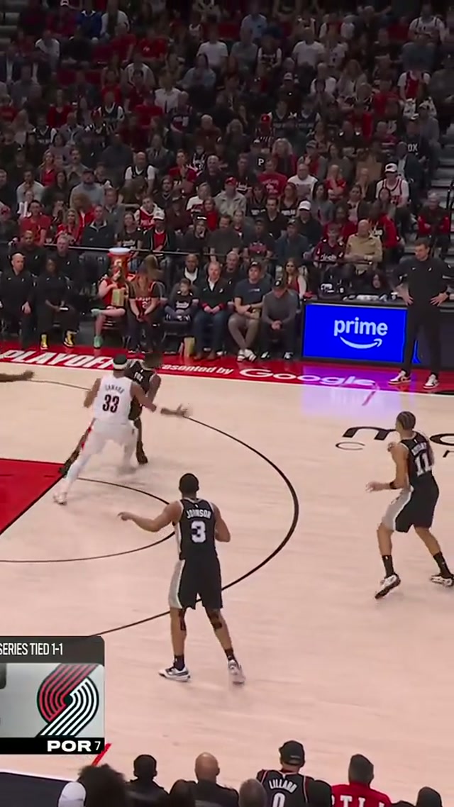 this stepback three from CB 👀 #spurs #nba #carterbryant