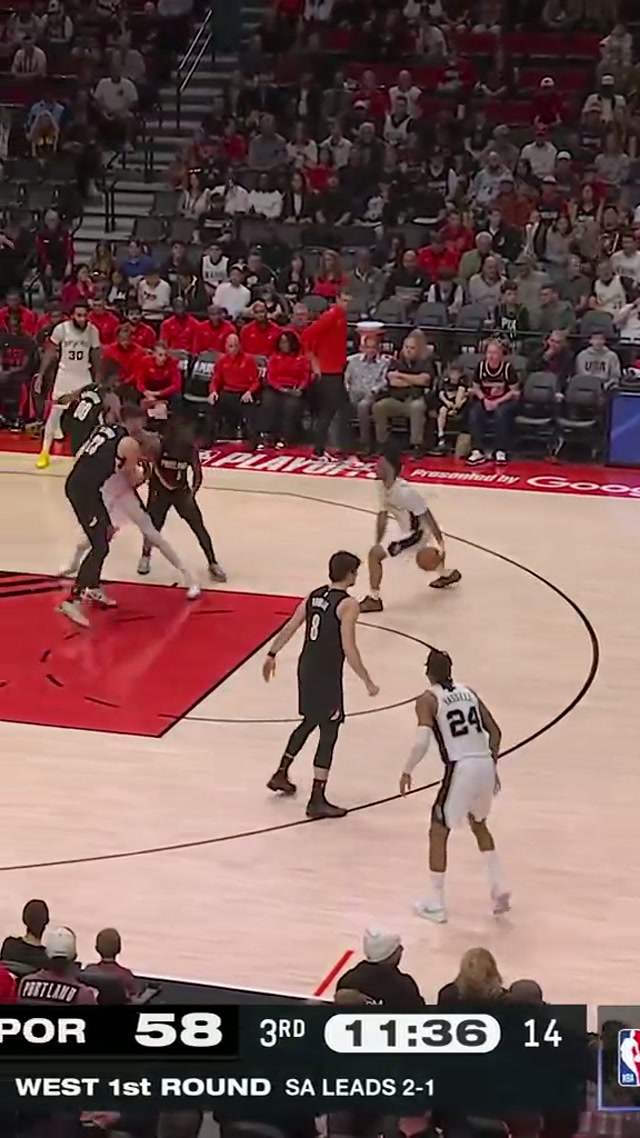 AREA 51 AGAIN 🙌 #spurs #nba #wemby #playoffs #stephoncastle