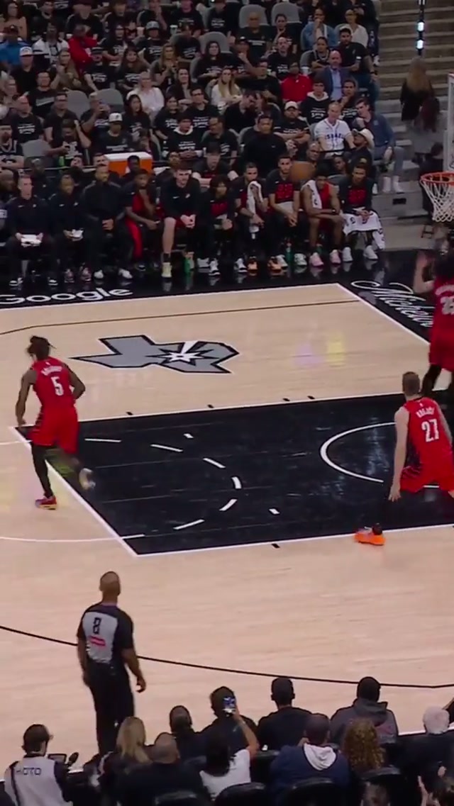CAN'T. BE. STOPPED. #Spurs #nbaplayoffs #victorwembanyama #NBA